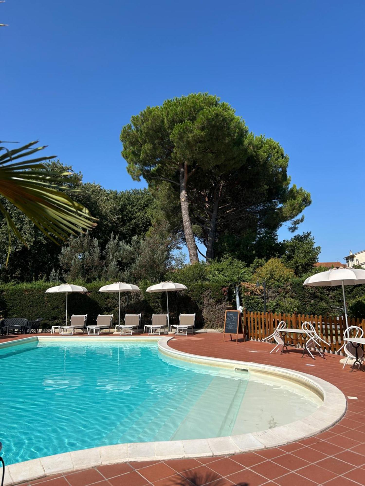 Hotel Duca Della Corgna Castiglione del Lago Exterior foto